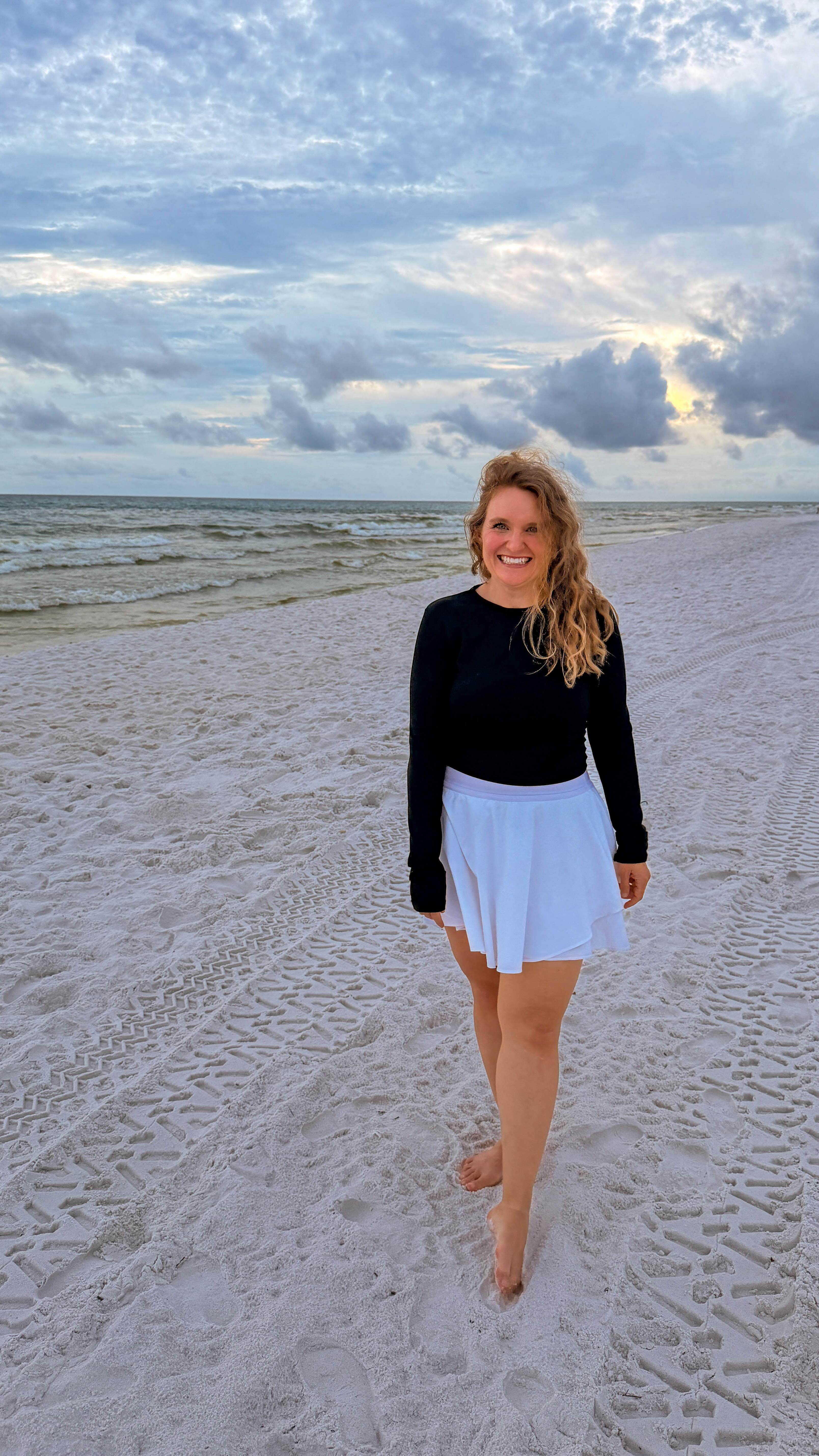 Instagram post by @heleneinbetween for MyFitnessPal. Caption reads: The truth is I actually gained weight moving from....