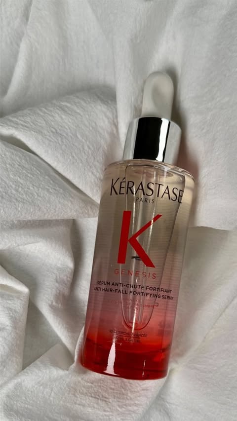 Instagram post by @sharn_obrien for Kérastase. Caption reads: I’ve been using the @kerastase_official Genesis....