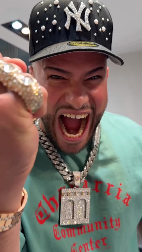 Instagram post by @mosesjewelry for Polymarket. Caption reads: [...] got $100,000 on the Knicks game 1 on....