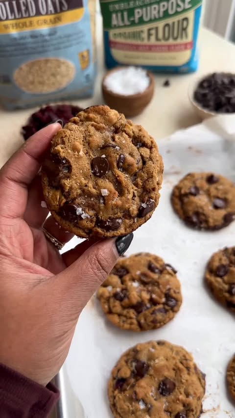 Instagram post by @allthehealthythings for Bob's Red Mill. Caption reads: #ad Chewy Dark Chocolate Cranberry Oatmeal Cookies....