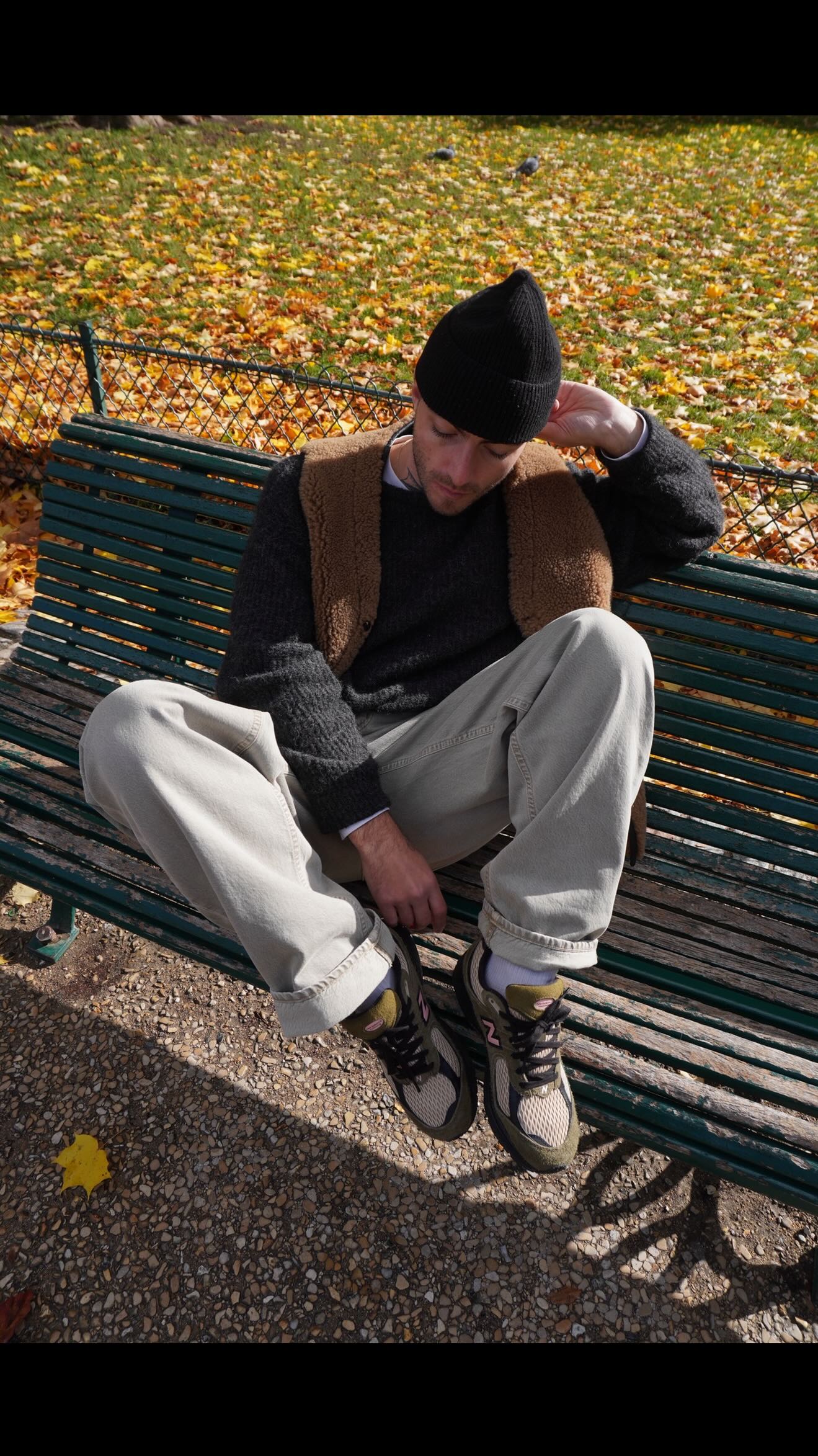 Instagram post by @edgarponson for Courir. Caption reads: [...] style. Your pair.

@newbalancelifestyle....