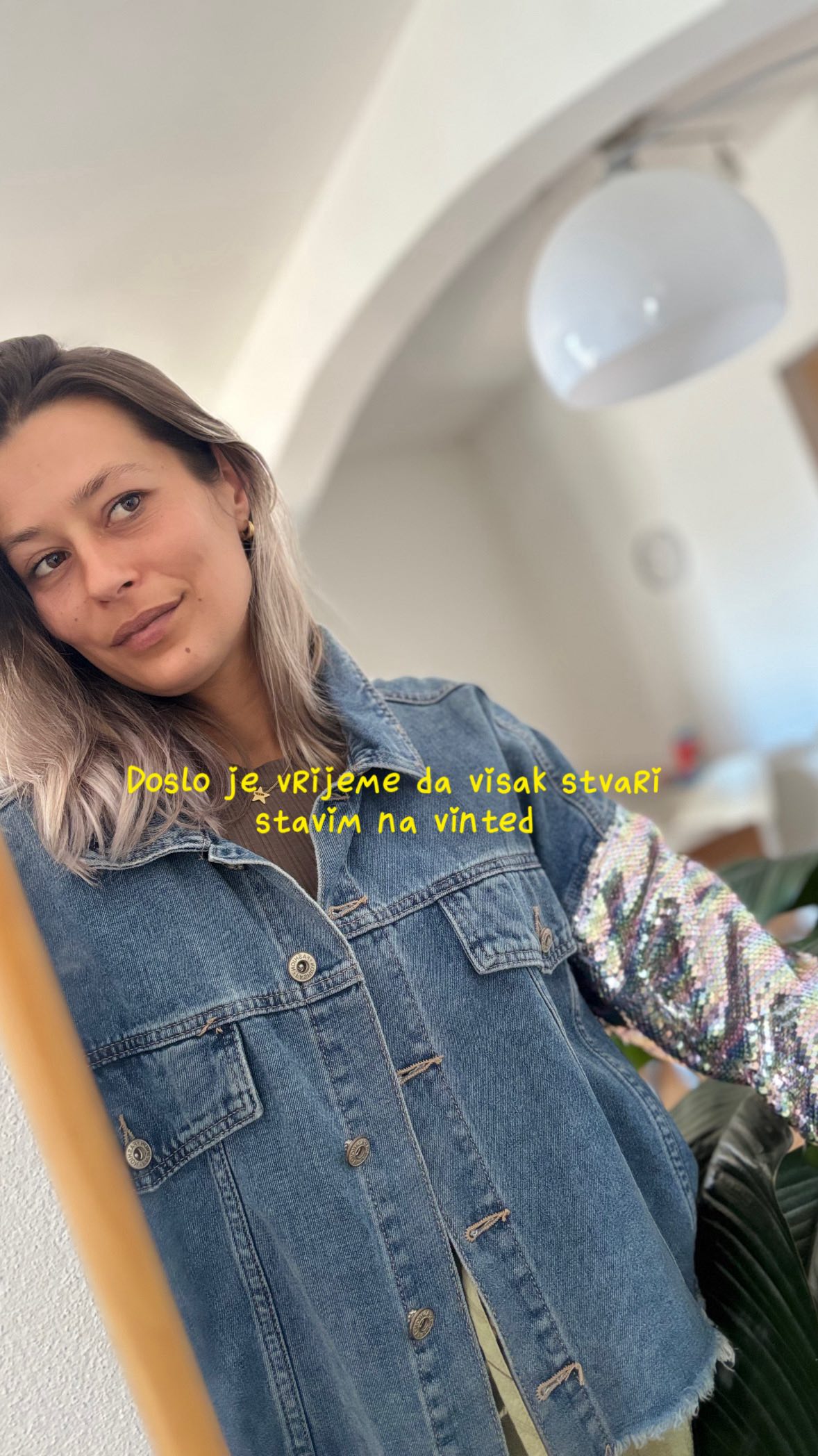 Instagram post by @just_elizabeta for Vinted. Caption reads: Zadnjih nekoliko dana bilo je red čišćenja i....