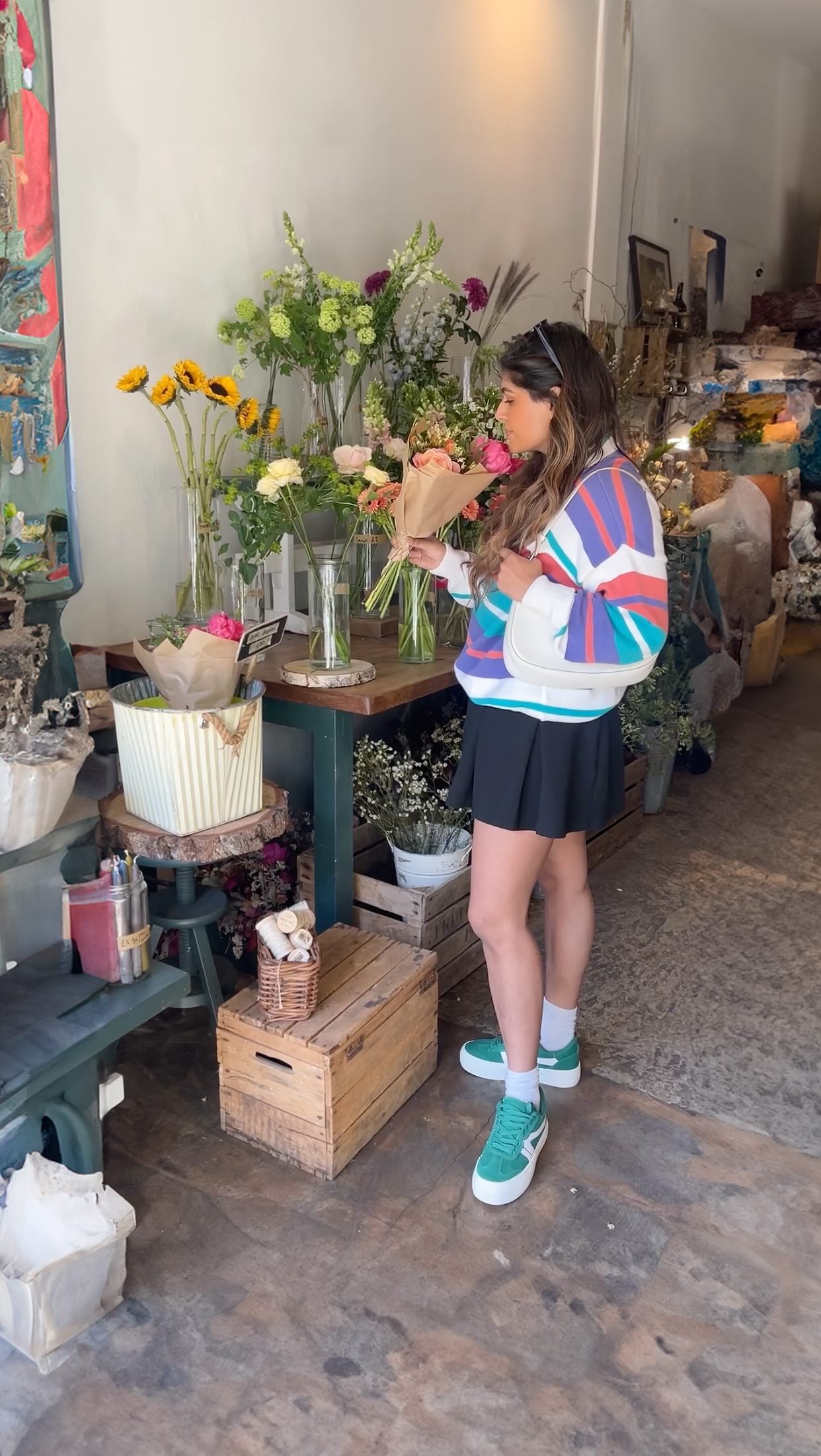 Instagram post by @shewearsfashion for Comfort UK & Ireland. Caption reads: #ad sundays are for carboot sales and a refresh....