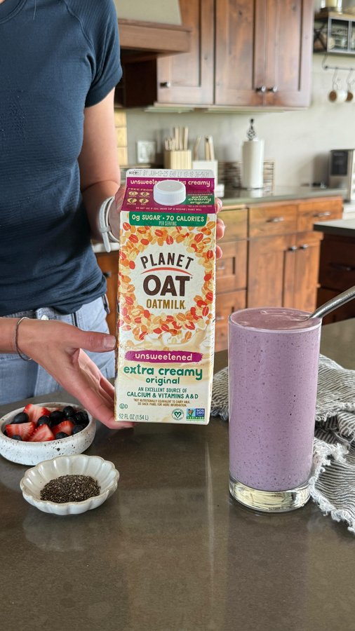 Instagram post by @therealfooddietitians for Planet Oat. Caption reads: Each of our dietitians has a #PlanetOatPartner....