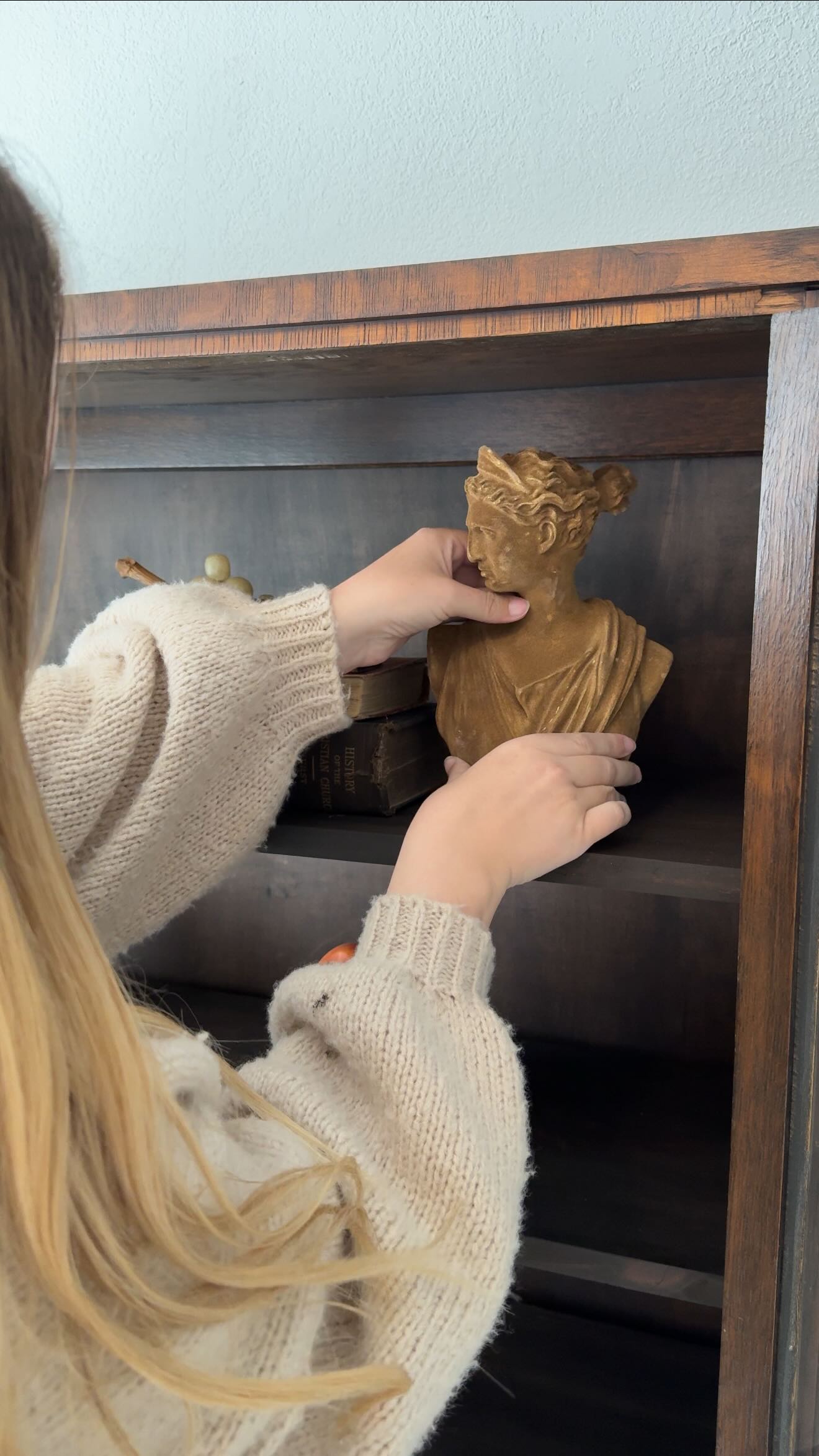 Instagram post by @breeyashade for Dremel. Caption reads: So much better right?! 

Comment “products” for....