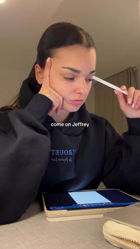 Instagram post by @eeemllyy for In Print We Trust. Caption reads: [...] notebook & printed shirts are from....