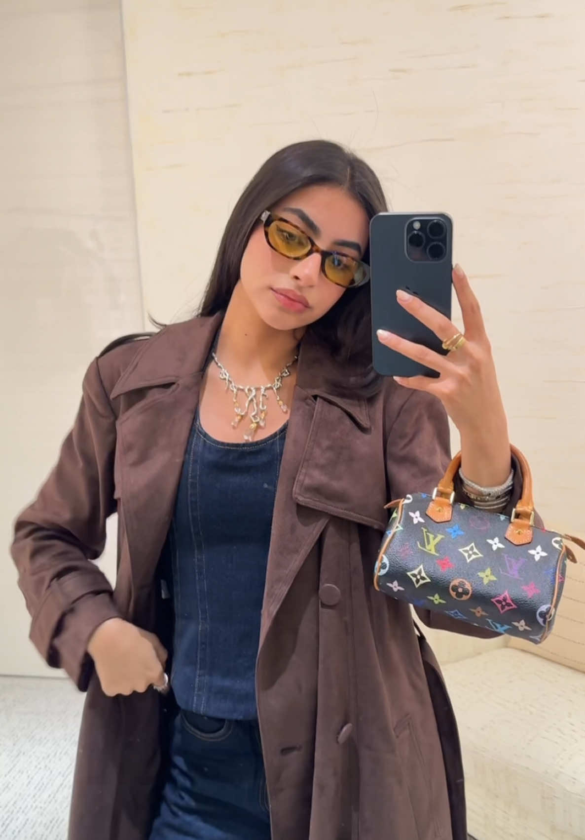 TikTok post by @zozosfits for Meshki. Caption reads: running around the city 🕺🏃 @Meshki .