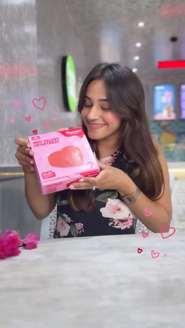 Instagram post by @_naira.aa_ for Havmor. Caption reads: [...] dates only 🍦✨ Indulge in flavours, try....