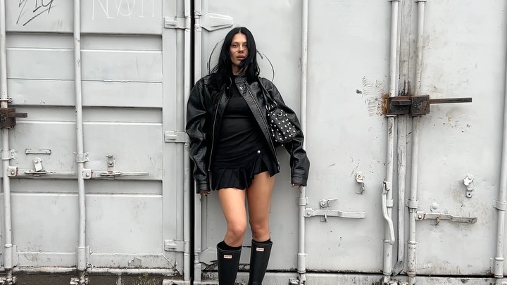 Instagram post by @karolinaawasik for Hunter Boots. Caption reads: @hunterbootsdach @hunterboots @zalando #ad....