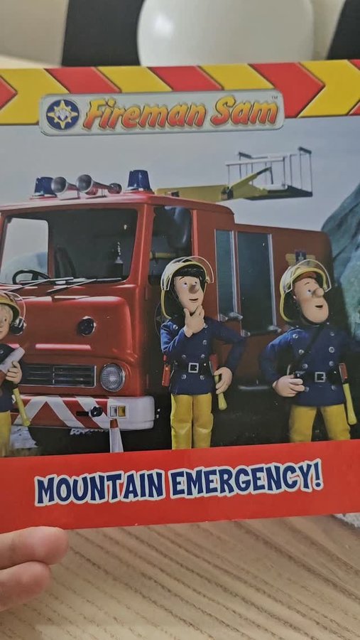 Instagram post by @madaraveanu for PoundFun. Caption reads: #ad 

50£ order from @poundfun. This is what it....