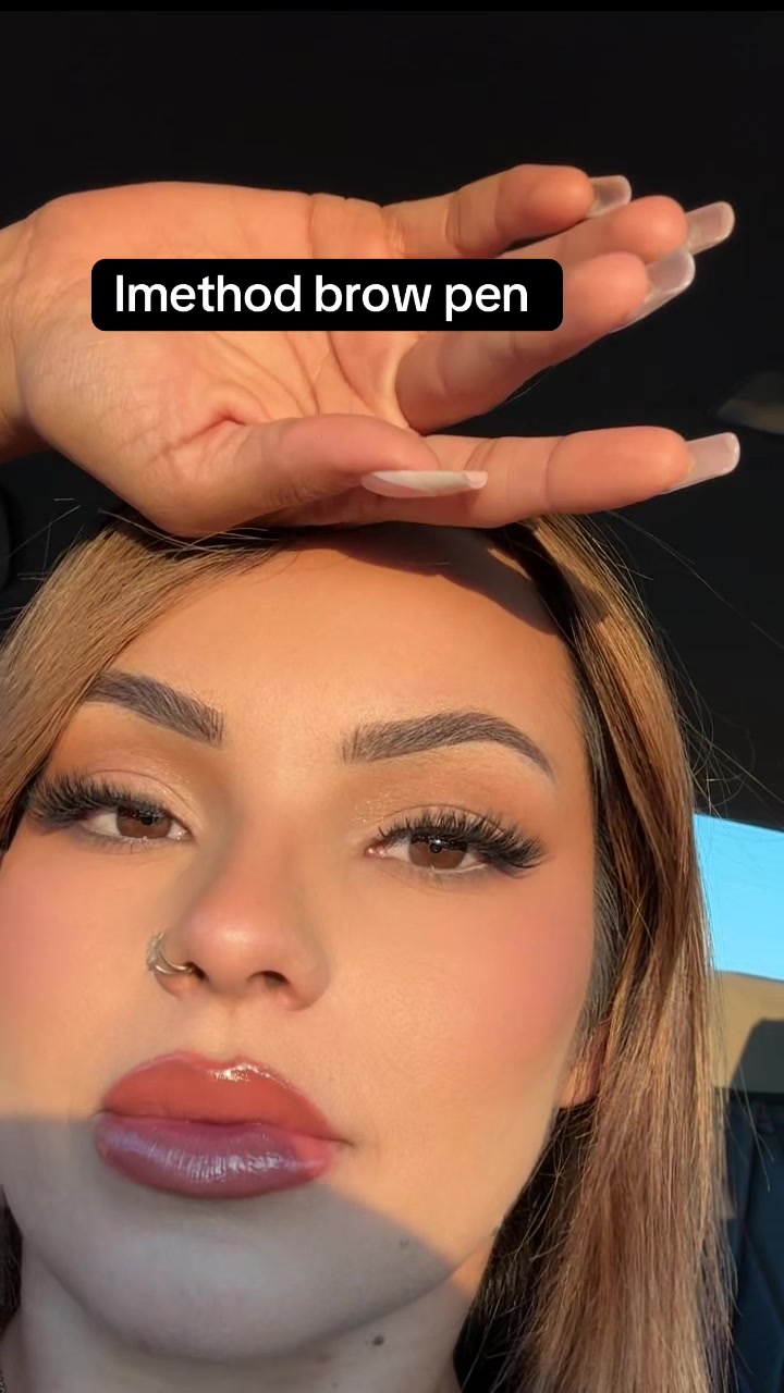 TikTok post by @violeettta for iMethodBeauty. Caption reads: A quick video on why you need @IMETHOD BEAUTY brow....