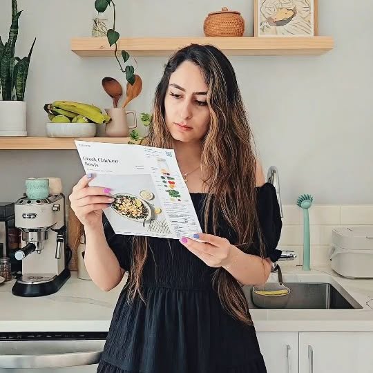 Instagram post by @minaeinifar for Fresh Prep. Caption reads: I'm trying some Fresh Prep meal kits this week....