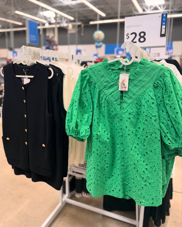Instagram post by @walmartfavs for PrettyGarden. Caption reads: [...] me know what y’all think about it?!....
