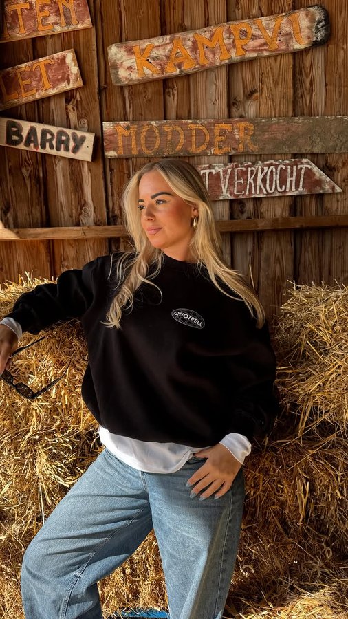 Instagram post by @irismarkerink for Quotrell. Caption reads: 🖤🍂🌾🐑 @quotrell #ad.