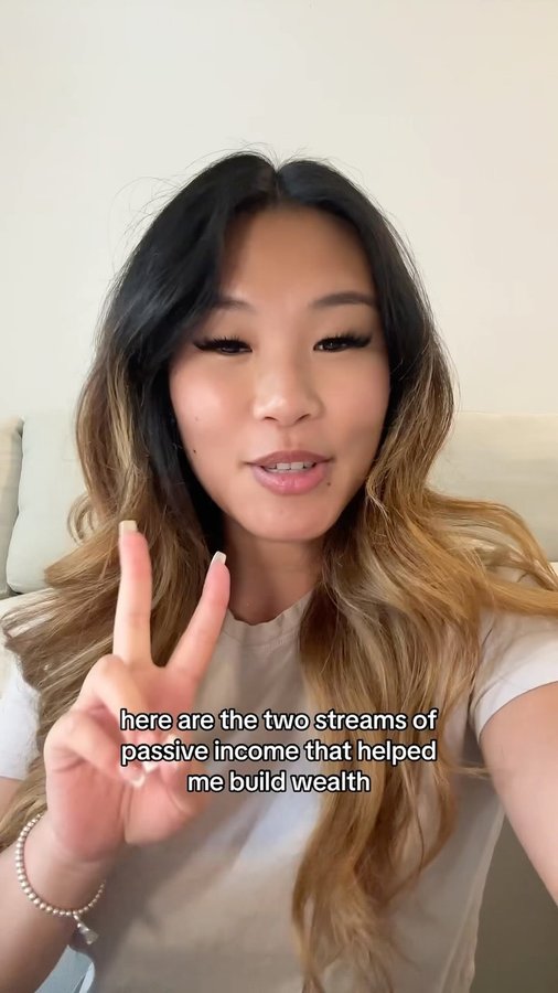 Instagram post by @joyeeeyangg for Moomoo. Caption reads: [...] is to put your money to WORK! Check out....