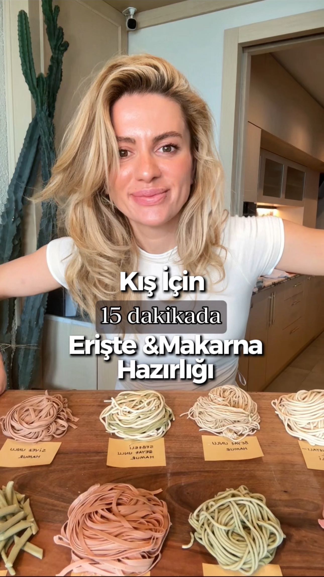 Instagram post by @dilarakatircioglu for Karaca. Caption reads: Ev yapımı erişte ve makarna.
Yıllardır yazın güneş....