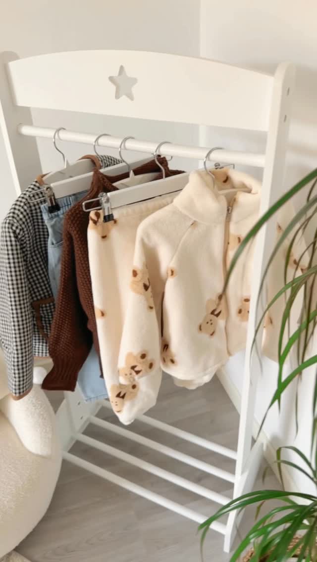 Instagram post by @noah.karahman for MiniOlie. Caption reads: @minioliestore gave me a 20% discount code for you....