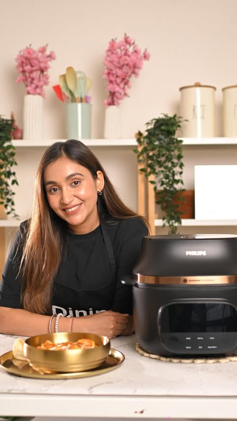 Instagram post by @diningwithdhoot for Philips. Caption reads: [...] but made so effortlessly with the Philips....