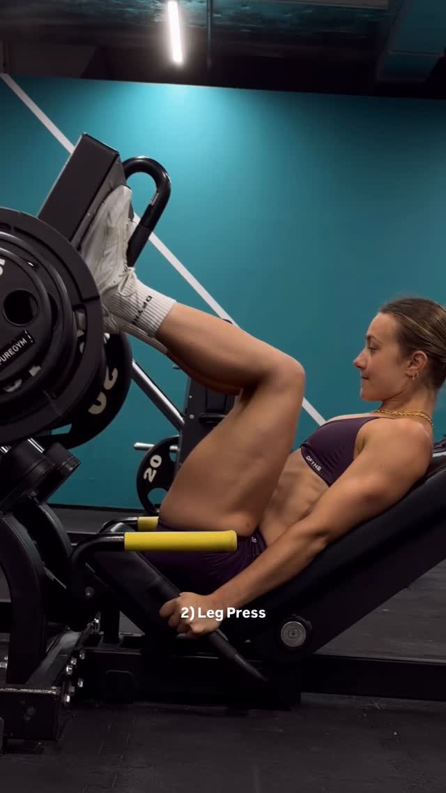 Instagram post by @valentinaathletic for DFYNE. Caption reads: [...] — 1 free week to try them all. Wearing....