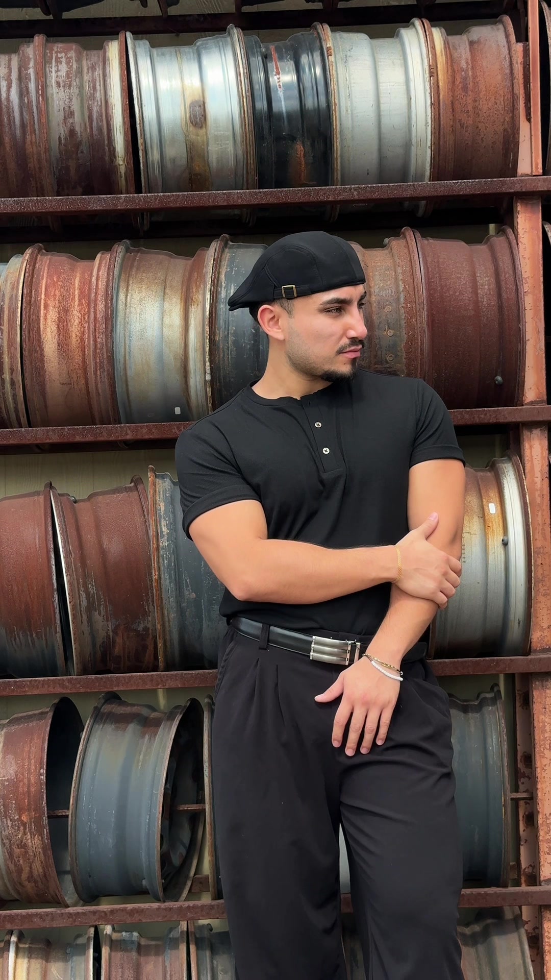 TikTok post by @john__g for JMIERR. Caption reads: [...] 🙌🏻 For reference I’m wearing a size L....