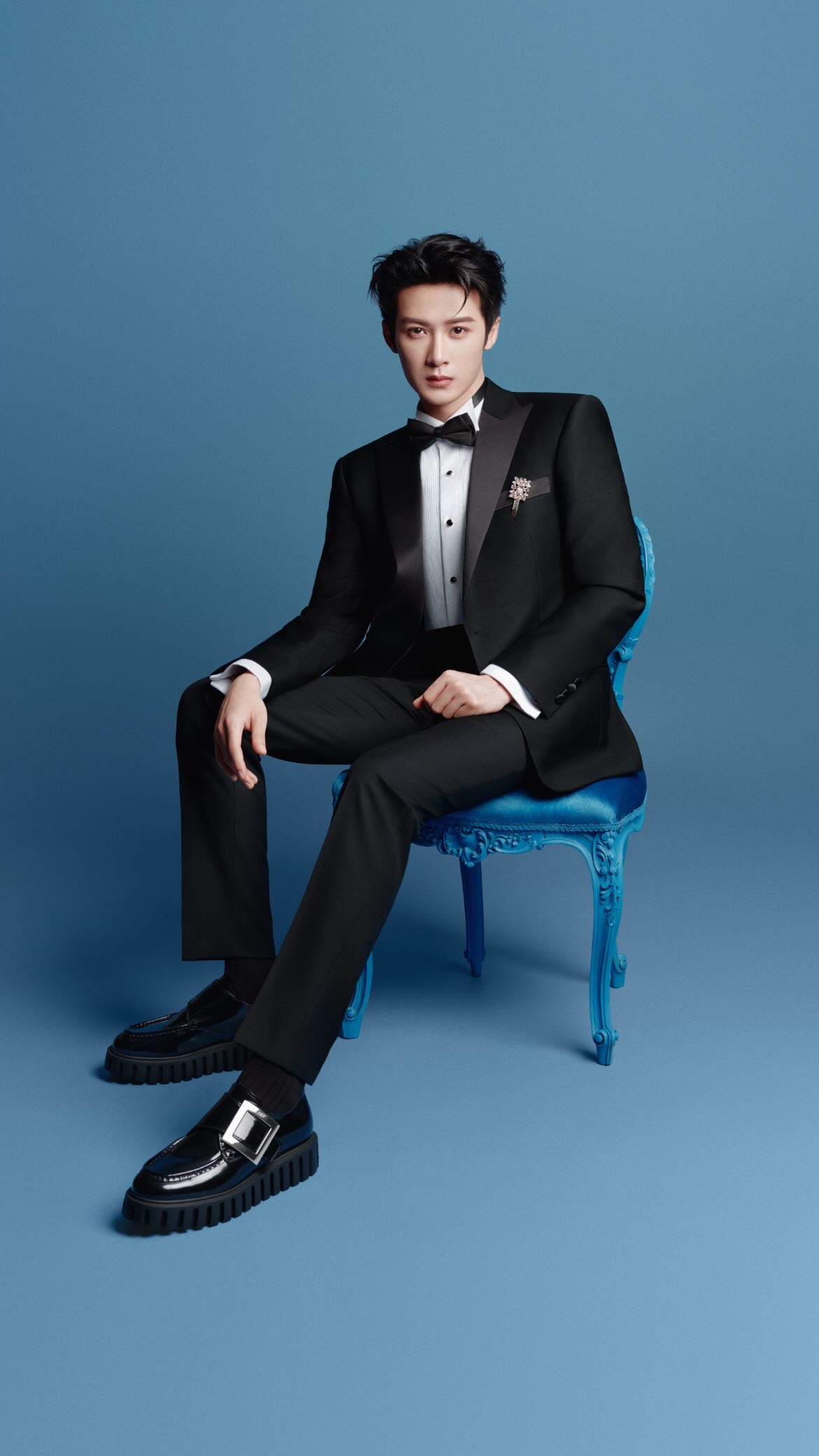 Instagram post by @jct1005_tan for Roger Vivier. Caption reads: Roger Vivier is delighted to welcome Tan Jianci,....