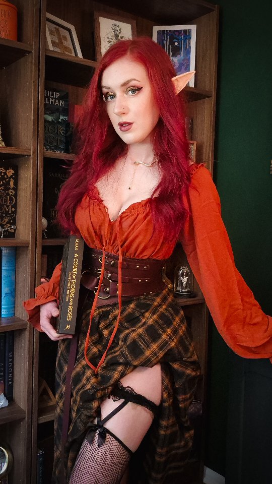 Instagram post by @punky.pixiee for Scarlet Darkness. Caption reads: [...] end!)

Whole outfit is gifted from....