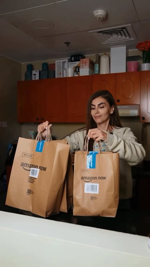 Instagram post by @hiba_m_hassan for Amazon AE. Caption reads: Amazon Now has great deals for White Friday....