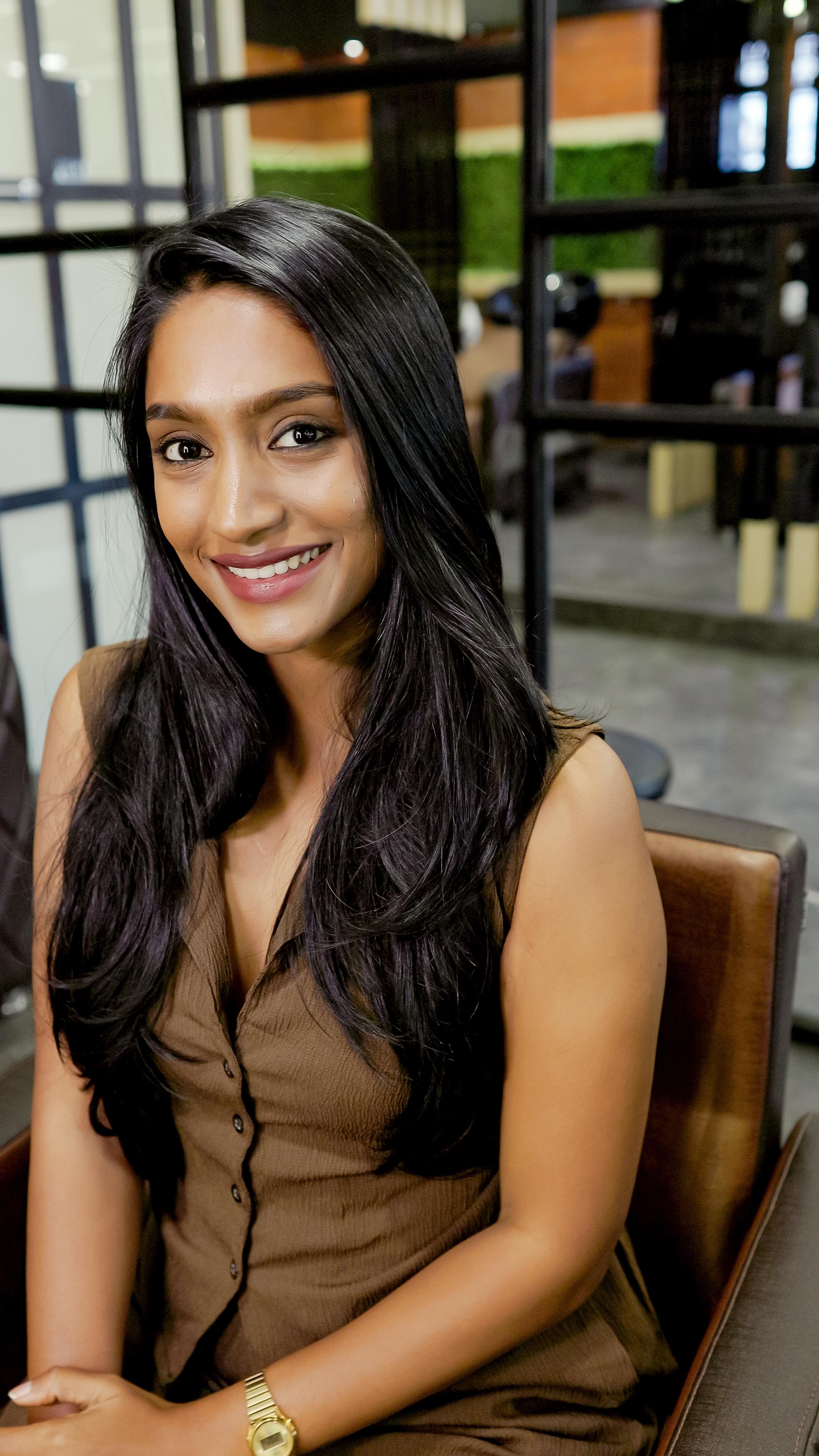 Instagram post by @tejavenkateshoffl for Schwarzkopf Professional. Caption reads: Went from oily, itchy, and honestly so irritating....