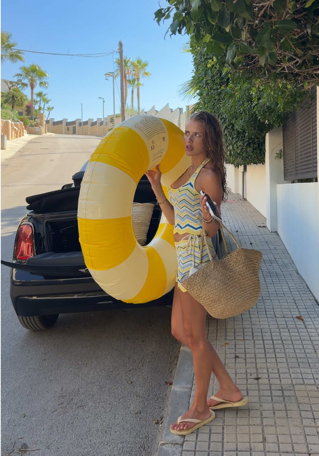 TikTok post by @anna_astrup for Kulani Kinis