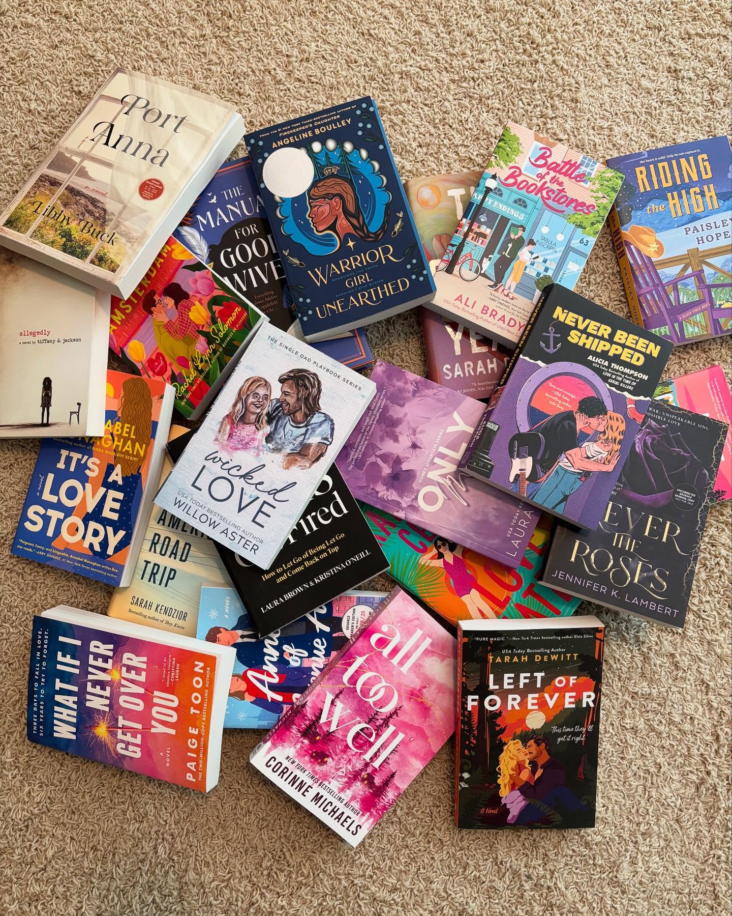 Instagram post by @bookclubwithkatelyn for Gallery Books Group. Caption reads: ✨Book Mail Monday✨
Life is crazy with a baby and....