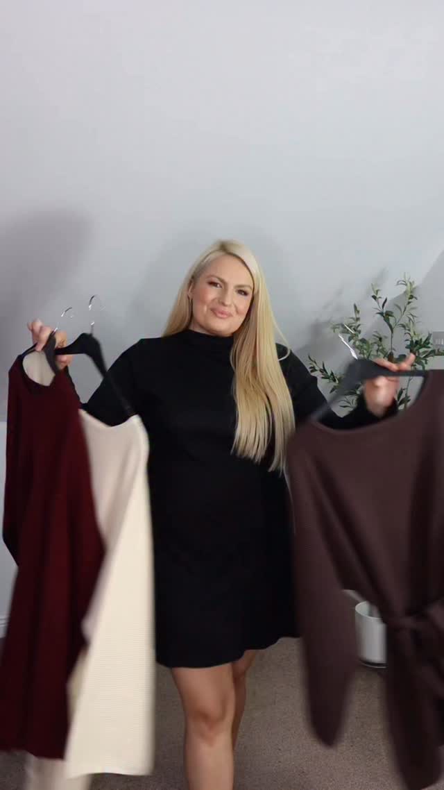 Instagram post by @stylemecurvy for Snag Tights. Caption reads: Some gorgeous knitwear inspiration today from....