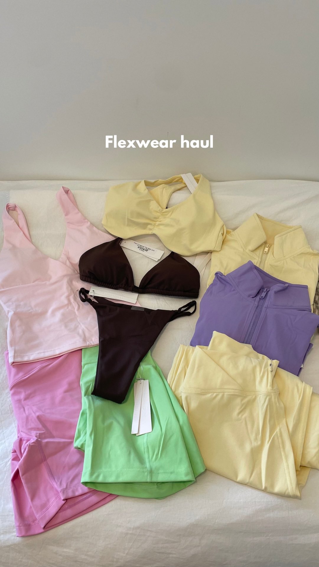 Instagram post by @gina.halvorsen for Flexwear.no. Caption reads: Så mye fint 🥹💛👙 @flexwear.no Handle med koden....