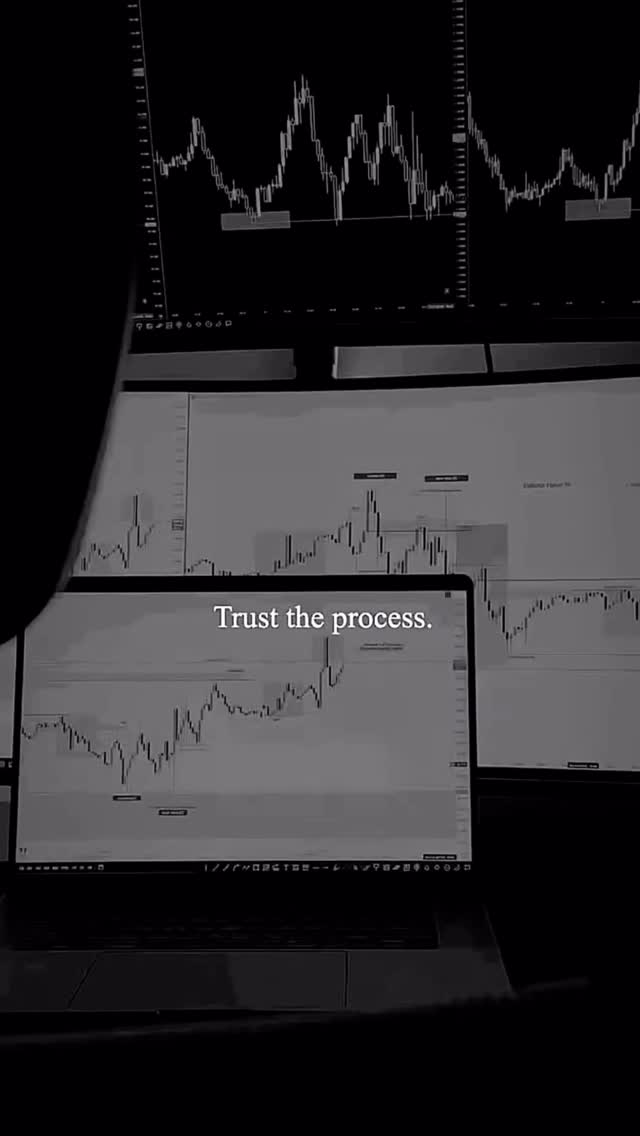 Instagram post by @ramoncryptonaut for Bitget. Caption reads: Stay humble, work hard, shine later ✨💹....