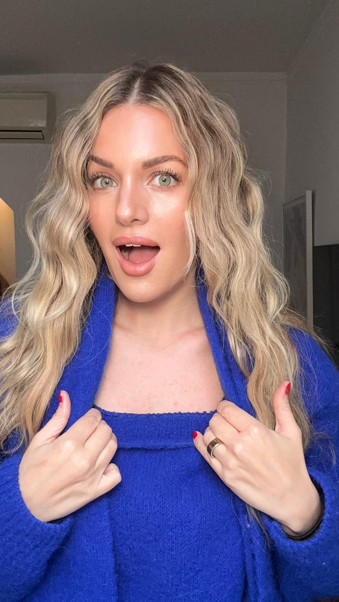 Instagram post by @thirtywaves for NEOSTRATA. Caption reads: The only neck cream you need – the award winning....