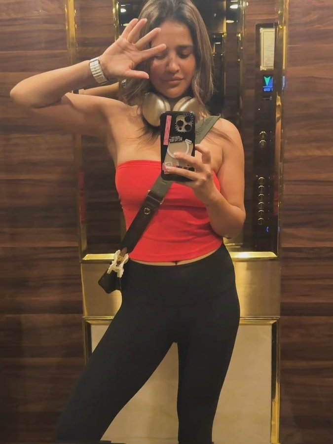 Instagram post by @aishasharma25 for Beyond Yoga. Caption reads: If chaos had a gym routine and good lighting, it....