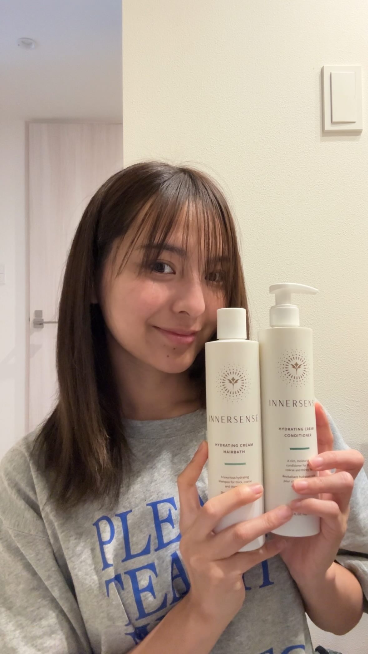 Instagram post by @atu_yaman for Cosme Kitchen コスメキッチン. Caption reads: @innersenseorganicbeauty_japan....