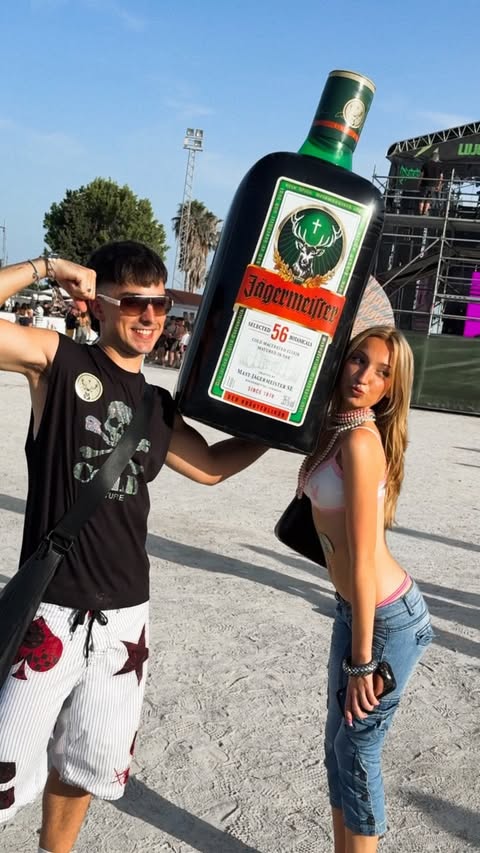 Instagram post by @adrr.molina for Jägermeister. Caption reads: Publi. luego direis que no os quiero… que os....