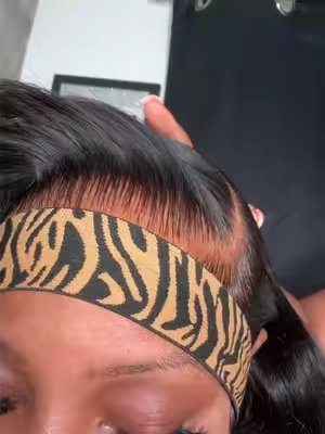 TikTok post by @styledbykemya for Pizazz Hair. Caption reads: @pizazzhairshop_us @Pizazz Hair Shop sent me this....