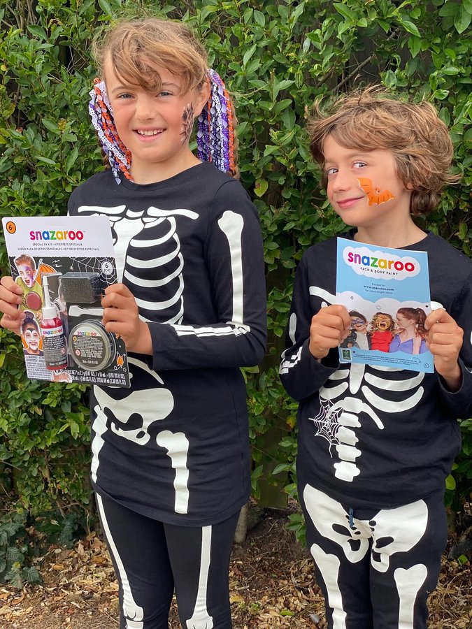 Instagram post by @justanormalmum_ for Snazaroo. Caption reads: Ad| @snazarookids makes Halloween fun, creative....