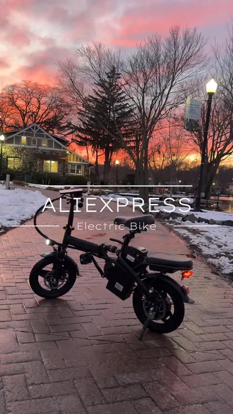 Instagram post by @utkucanklc28 for AliExpress. Caption reads: [...] Such a great deal — don’t miss it 🤍....