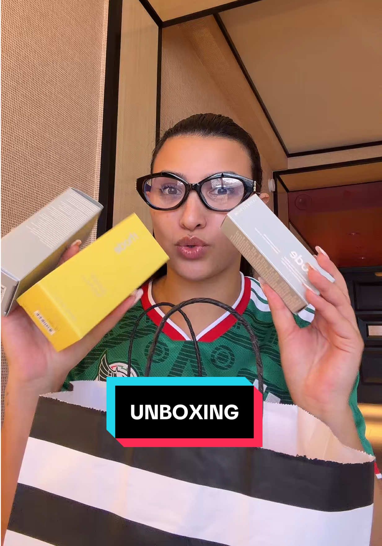 TikTok post by @nourhene for Theinkeylist. Caption reads: Unboxing de mes achats ✨ @rhode skin @The INKEY....