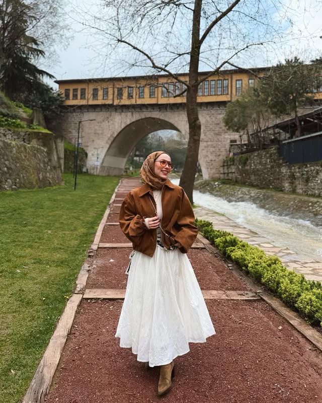 Instagram post by @betuulyildirim for Go Türkiye. Caption reads: Bursa’dan kalanlar 🤍🍃 @gezsen_turkiye....