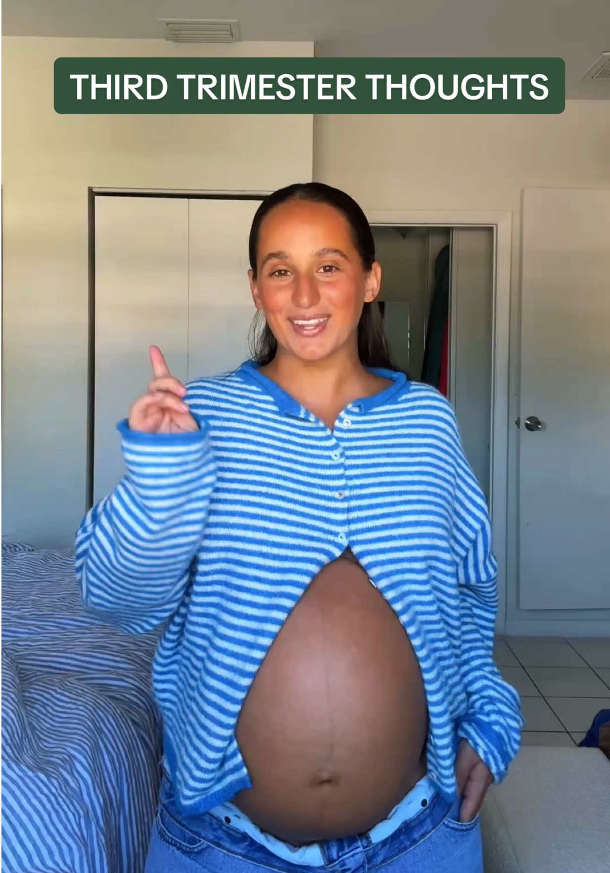 TikTok post by @rachel_muse for Flamingo. Caption reads: [...] packed these glow shave minis from @Flamingo....