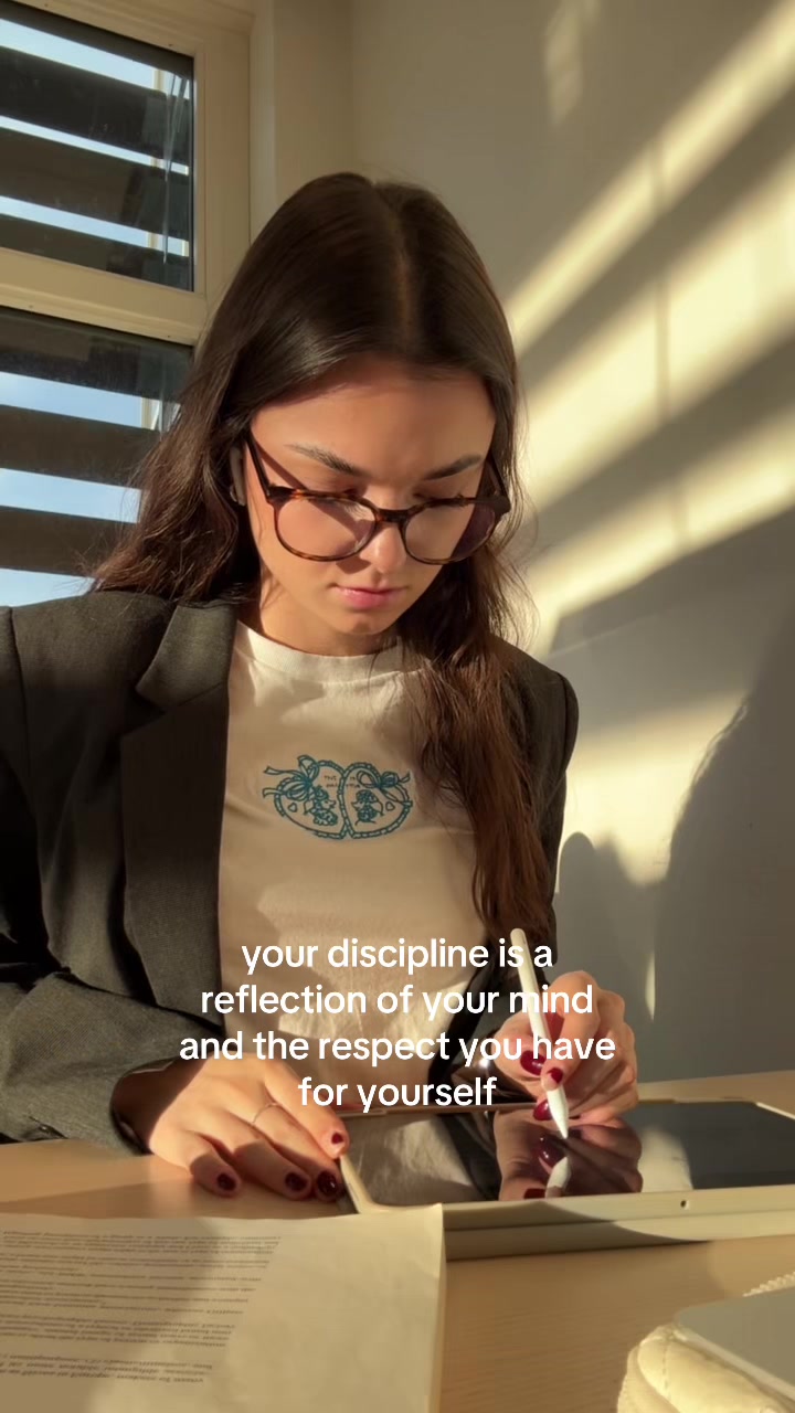 TikTok post by @eemlyy for In Print We Trust. Caption reads: [...] the cr) | printed shirts are from @In Print....