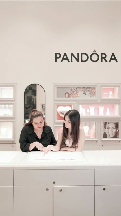 Instagram post by @sofiapablo for Pandora. Caption reads: [...] every version of her today and always ✨....