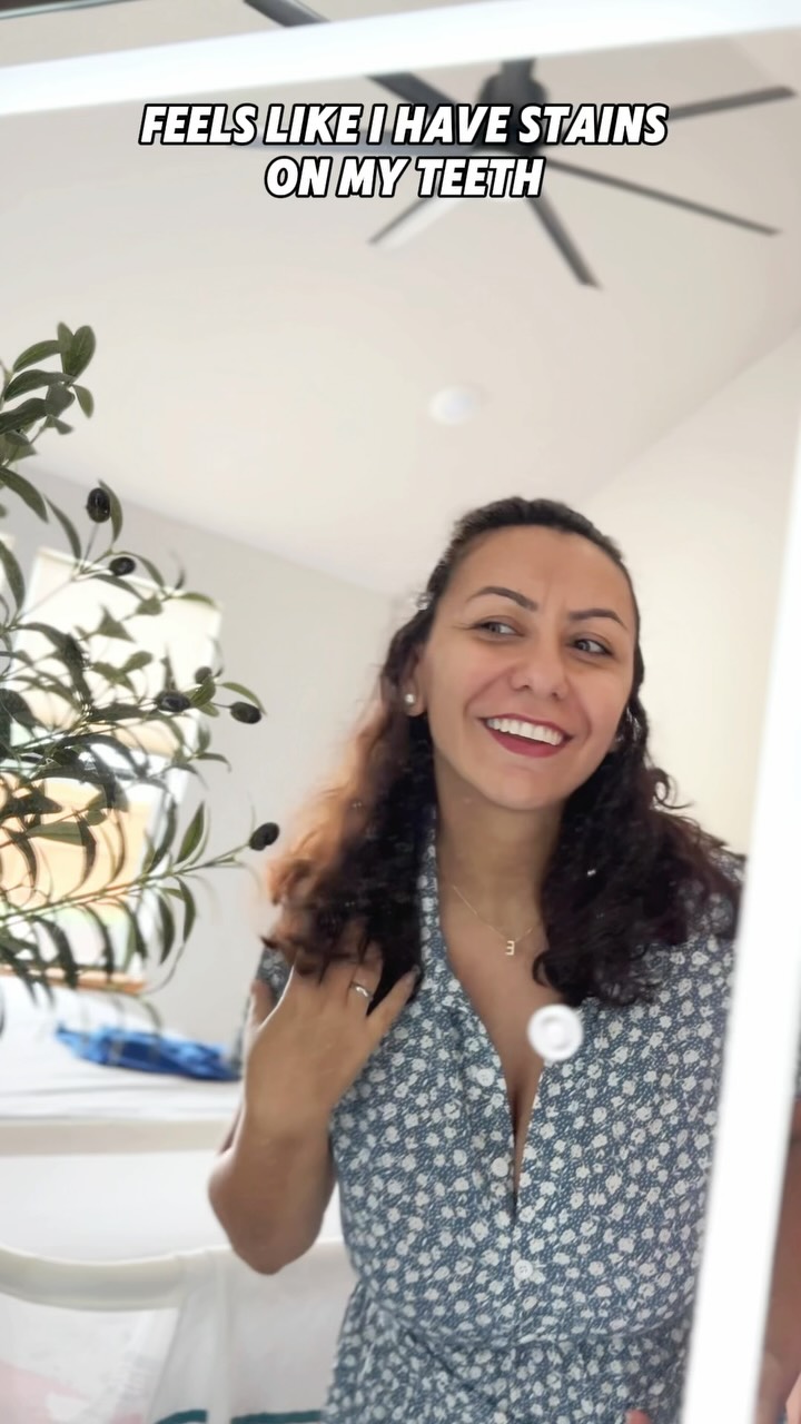 Instagram post by @kerraezgi for Power Swabs. Caption reads: ✨ No more coffee or wine stains holding me back!....