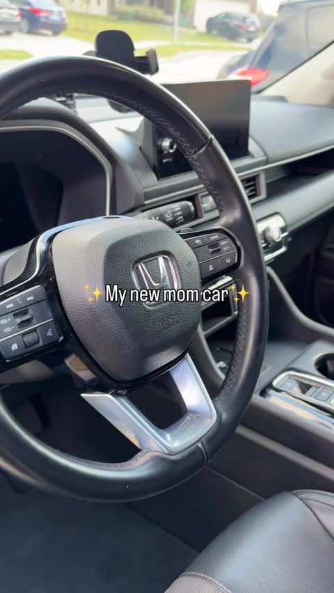 Instagram post by @marlene__ortega for Honda Philippines, Inc.. Caption reads: Loving my @honda Pilot sm, it’s the perfect size....