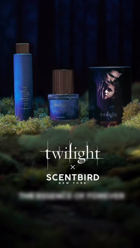 Instagram post by @ashleygreene for Scentbird. Caption reads: [...] like you’re in it. ☁ Shop....