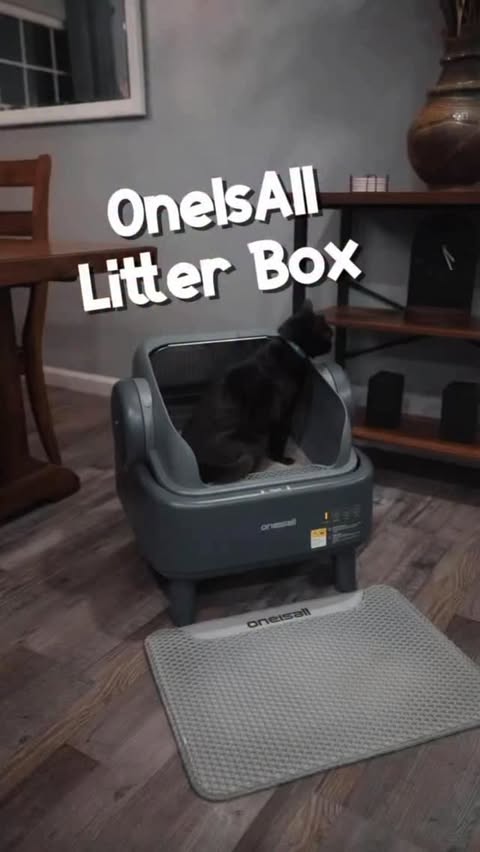 Instagram post by @cloaser for Oneisall. Caption reads: [...] use my exclusive 25% discount code....