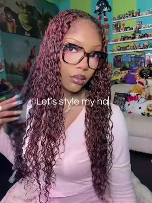 TikTok post by @kaiyabrianne for CurlyMe Hair. Caption reads: @CurlyMe Hair @CurlyMe Hair Store #miracleknots.